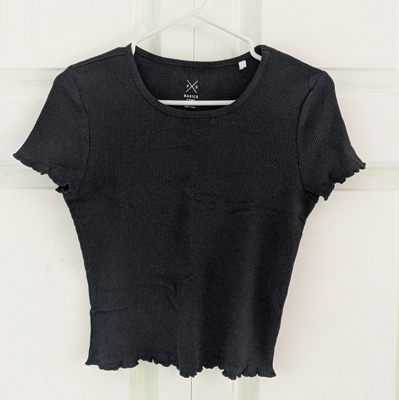 2 for $25 Pacsun Cropped Tshirts - Picture 3 of 4